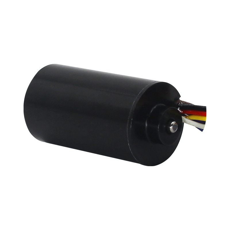 Để đạt được hoạt động hiệu quả hơn, các yêu cầu của động cơ DC đối với công nghệ dẫn động là gì?